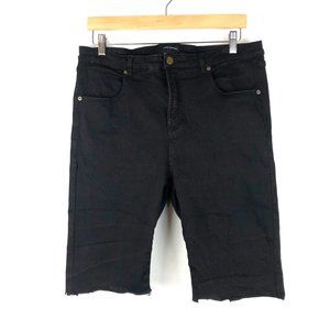 Universal Standard High-Rise Cut-Off Rolled Cuff Bermuda Shorts Black 18